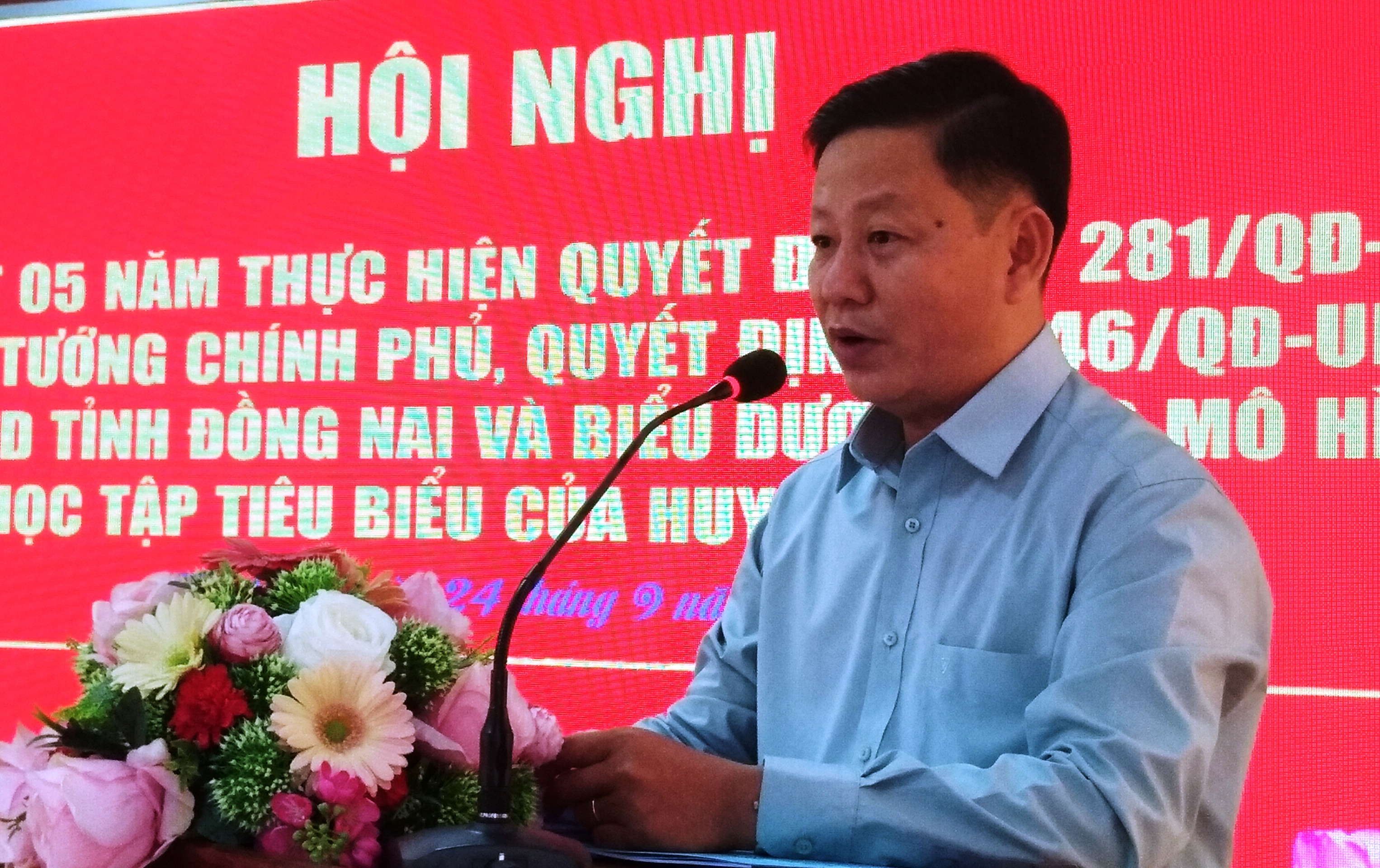 Phó BT thường trực Huyện ủy Huỳnh Phước Sang phát biểu tại Hội nghị.jpg